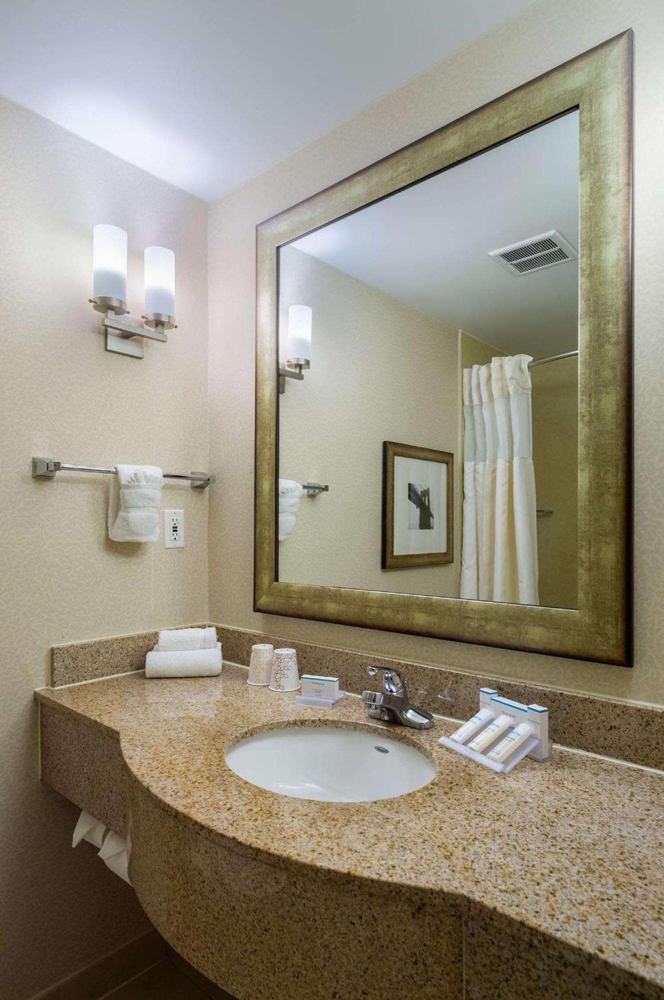 Hilton Garden Inn New York/Tribeca Exterior photo