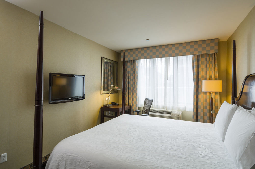 Hilton Garden Inn New York/Tribeca Exterior photo